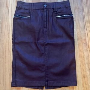 7 for all mankind skirt in size 28